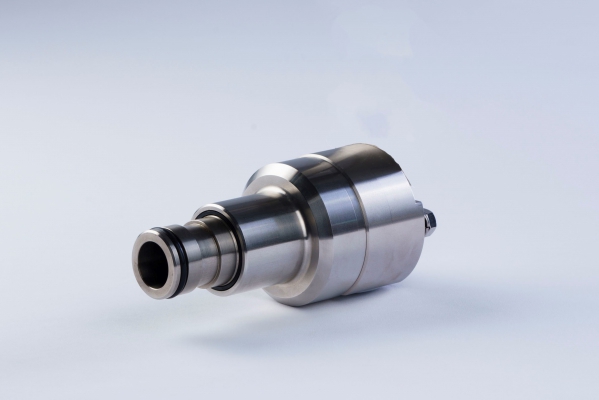 【鉄鋼業界(連続鋳造設備)向け】ロール冷却用 NJシリーズ ロータリージョイント